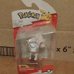 Pokemon Alolan Vulpix Battle Figure